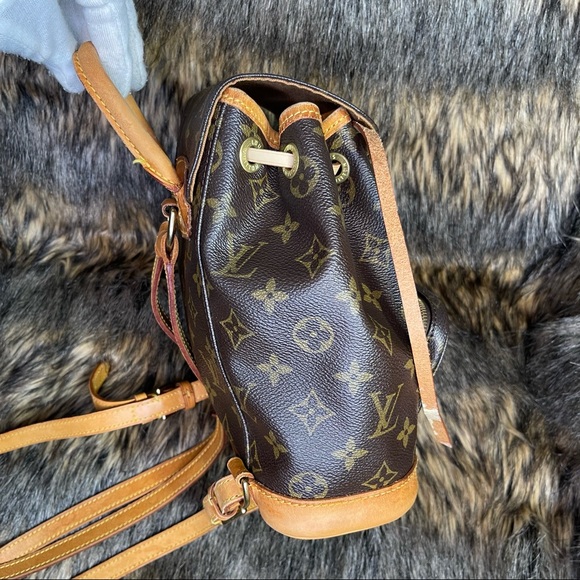 Louis Vuitton Montsouris Backpack- Mini - Picture 4 of 12